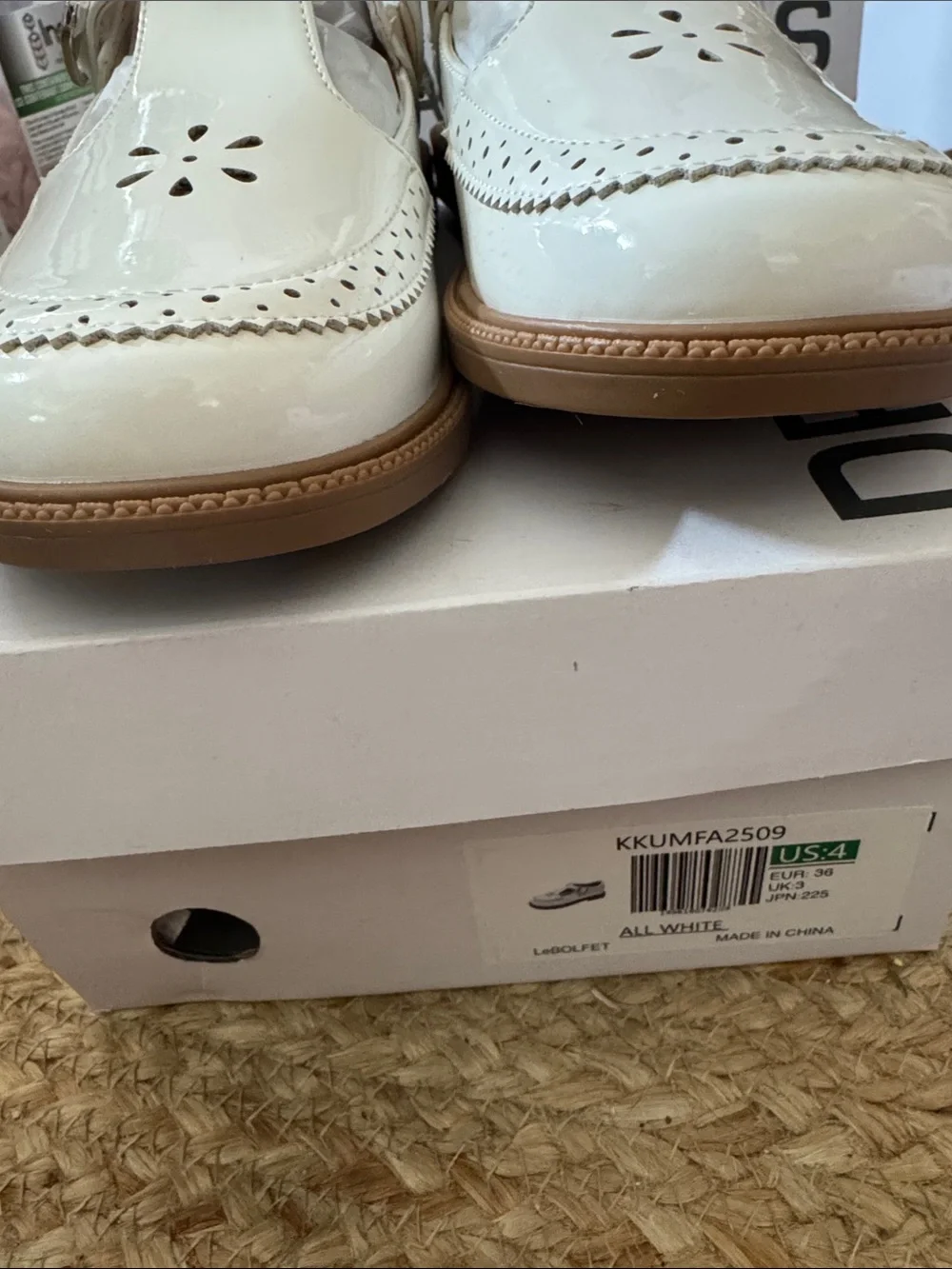 Dream Pairs Cream Patent T-Strap Brogue Mary Jane Kids Dress Shoes